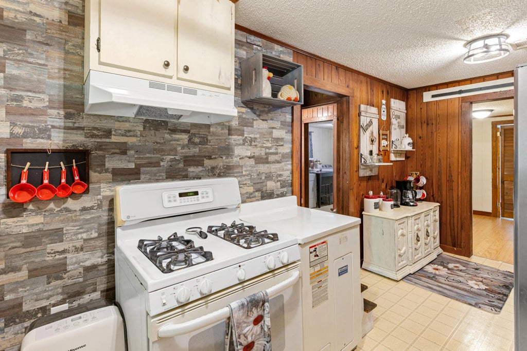 36 of 56 - 894 Williams Avenue, Crestview, FL