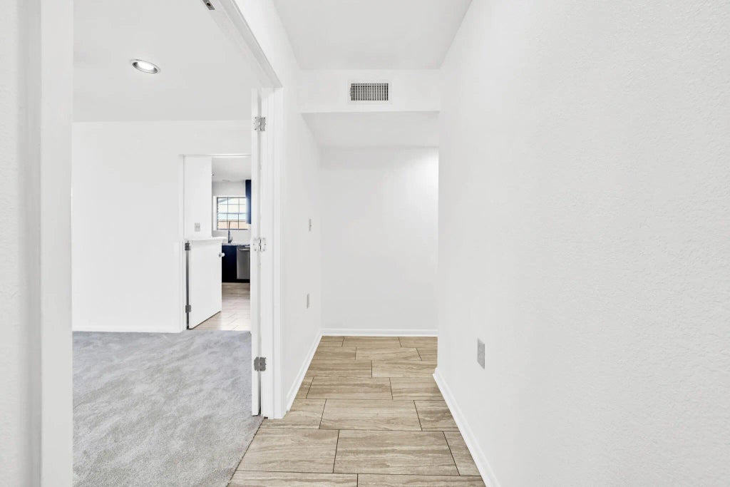2 of 38 - 605 Sea Oats Drive, Destin, FL