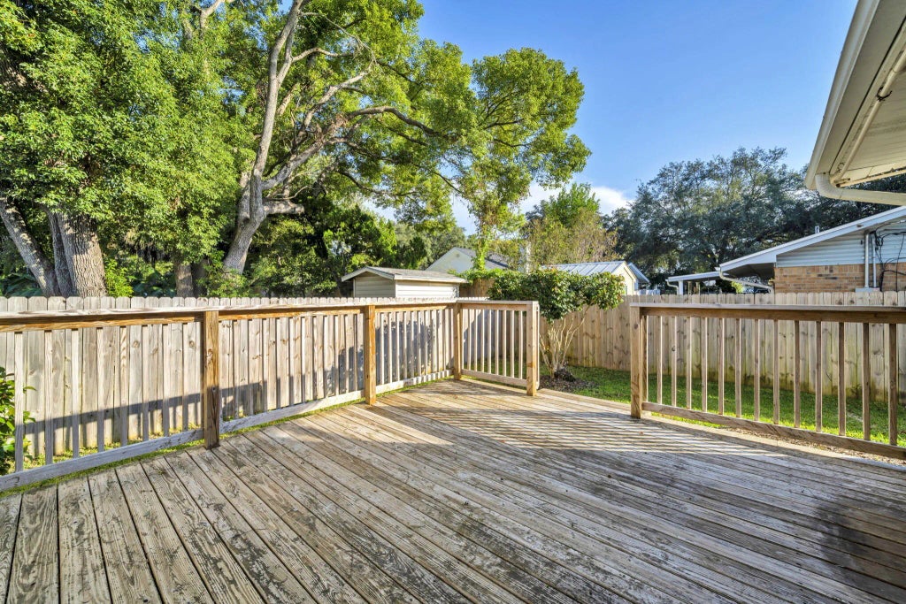 22 of 38 - 605 Sea Oats Drive, Destin, FL