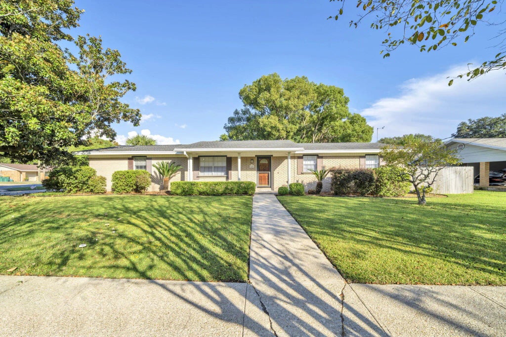 37 of 38 - 605 Sea Oats Drive, Destin, FL