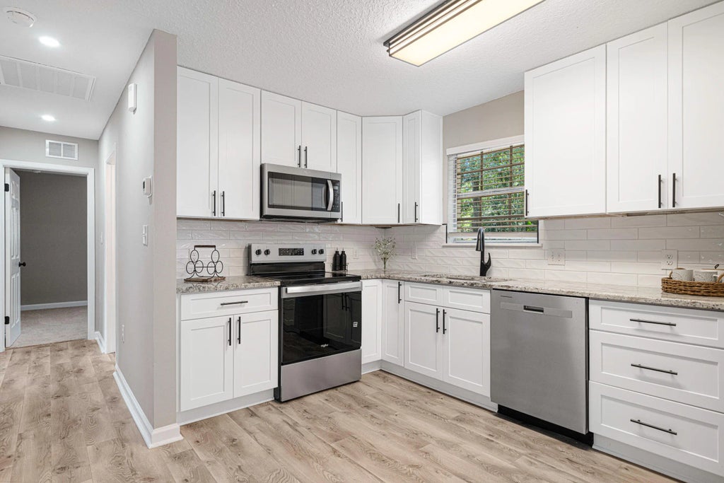 7 of 30 - 207 Oglesby Avenue, Crestview, FL