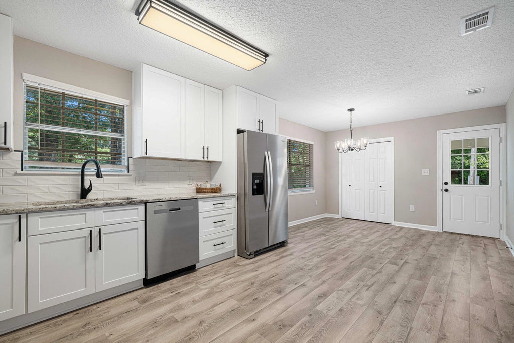 8 of 30 - 207 Oglesby Avenue, Crestview, FL