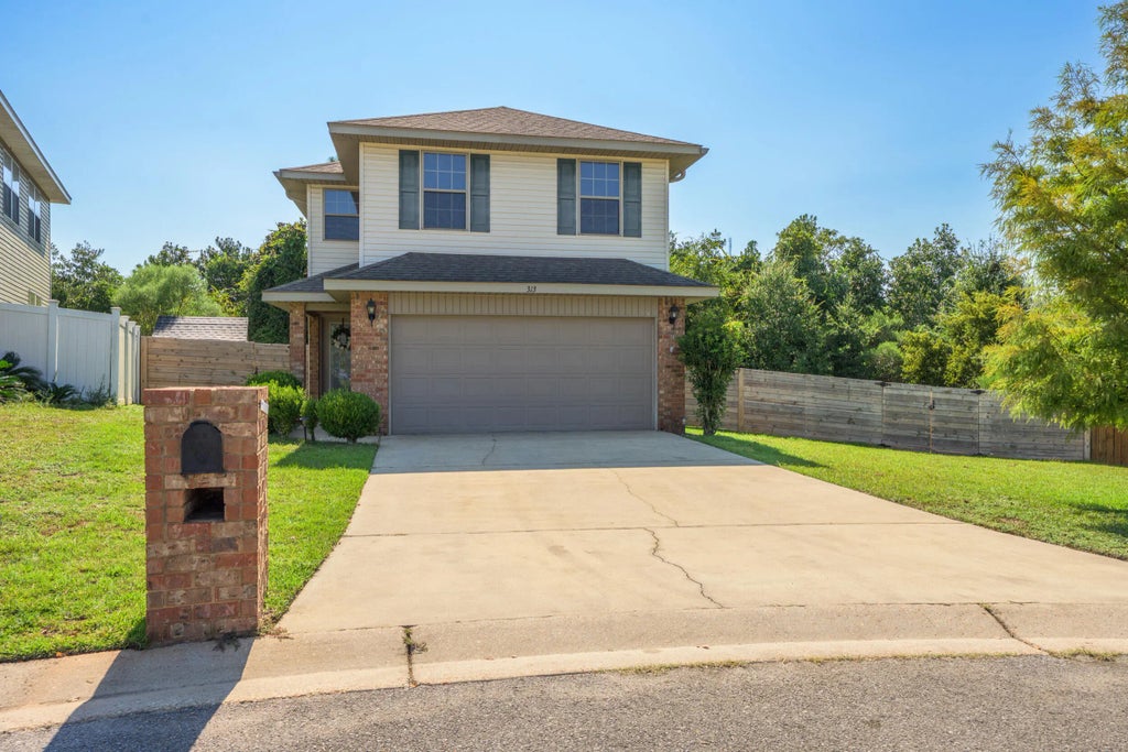 1 of 44 - 313 Gauntlet Drive, Crestview, FL