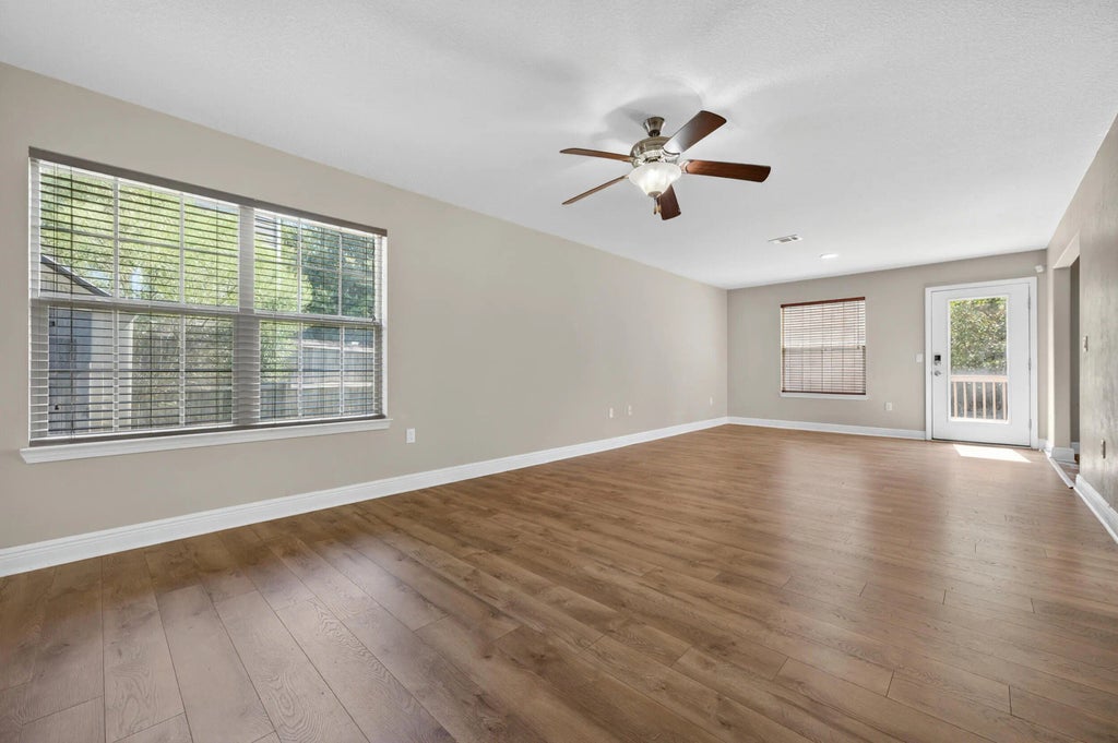 9 of 44 - 313 Gauntlet Drive, Crestview, FL