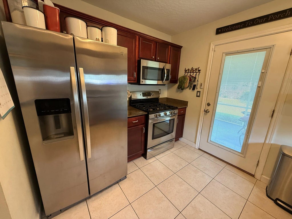 14 of 39 - 207 Green Drive, Mary Esther, FL