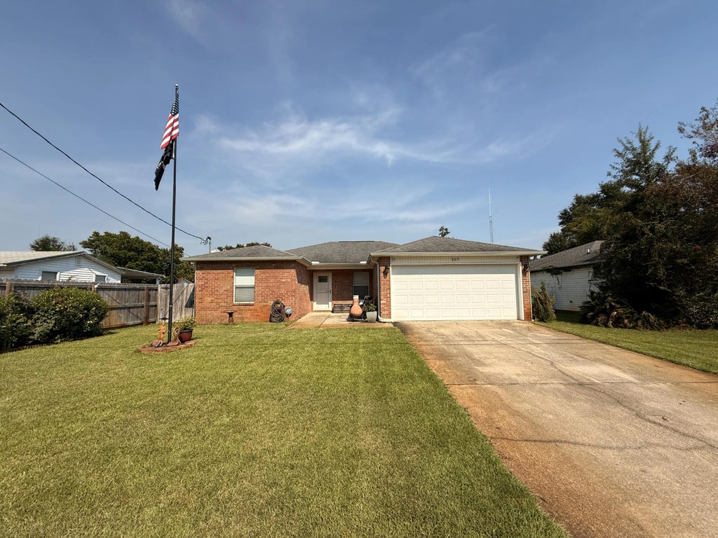 39 of 39 - 207 Green Drive, Mary Esther, FL