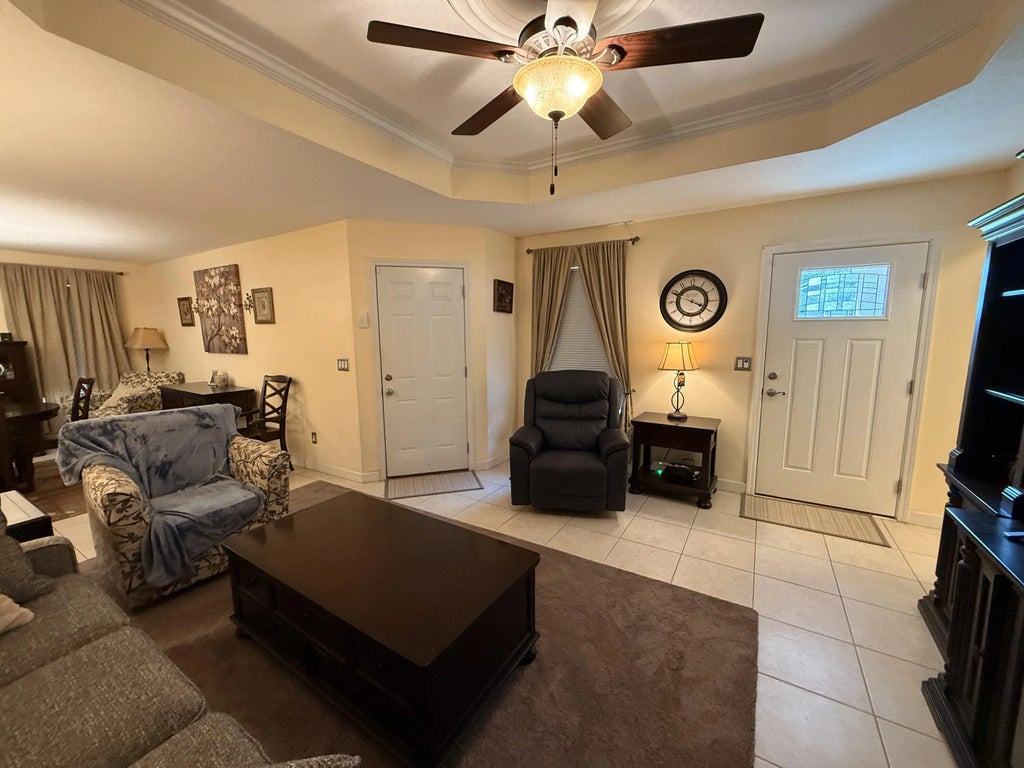 7 of 39 - 207 Green Drive, Mary Esther, FL