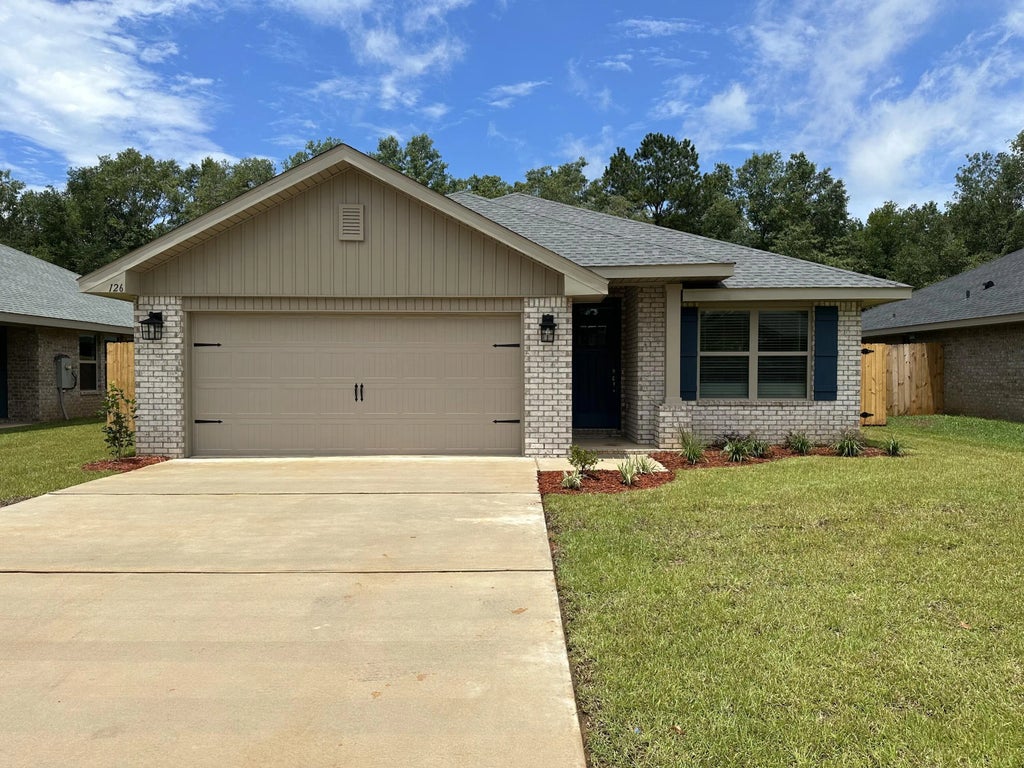 1 of 23 - 186 Ridgeway Circle, Crestview, FL
