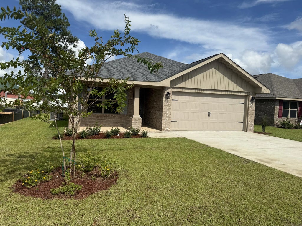 1 of 19 - 190 Ridgeway Circle, Crestview, FL