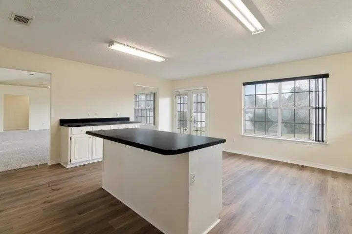 11 of 29 - 2837 Tamiami Trail, Crestview, FL