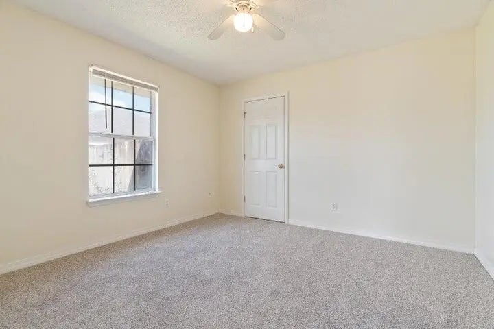 19 of 29 - 2837 Tamiami Trail, Crestview, FL