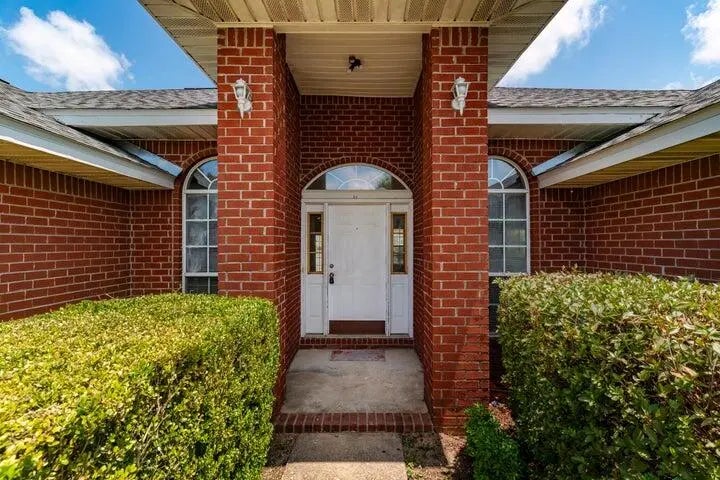 2 of 29 - 2837 Tamiami Trail, Crestview, FL