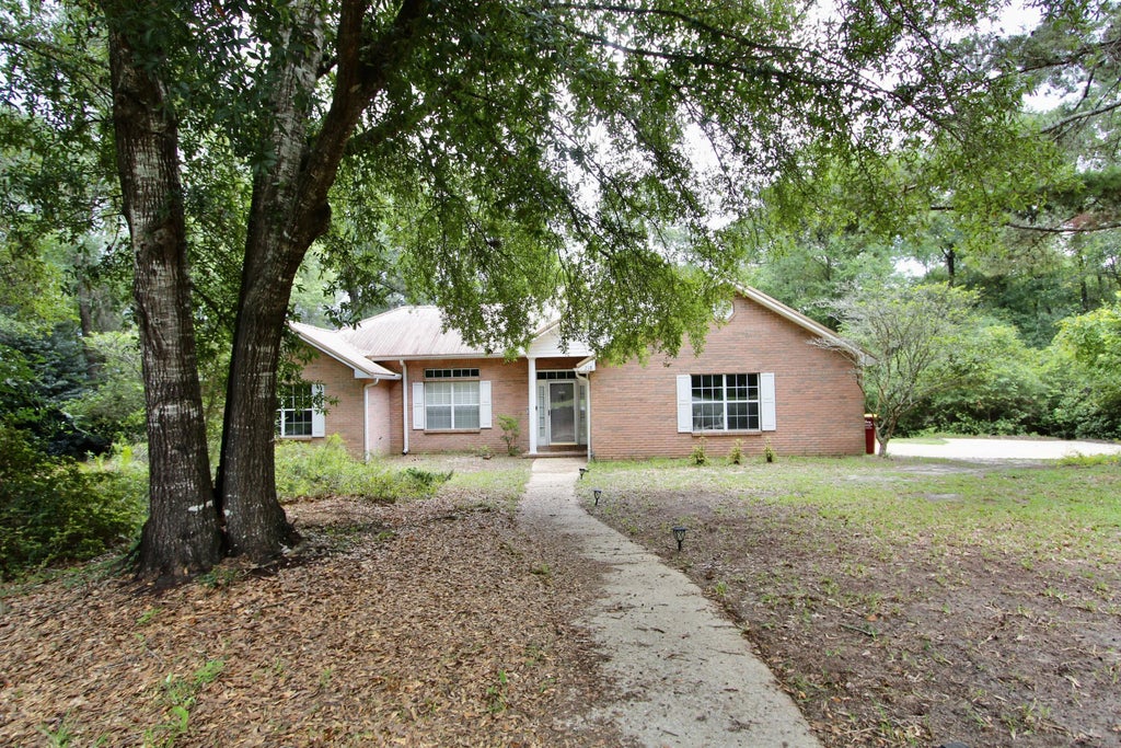 1 of 40 - 218 Golf Course Drive, Crestview, FL