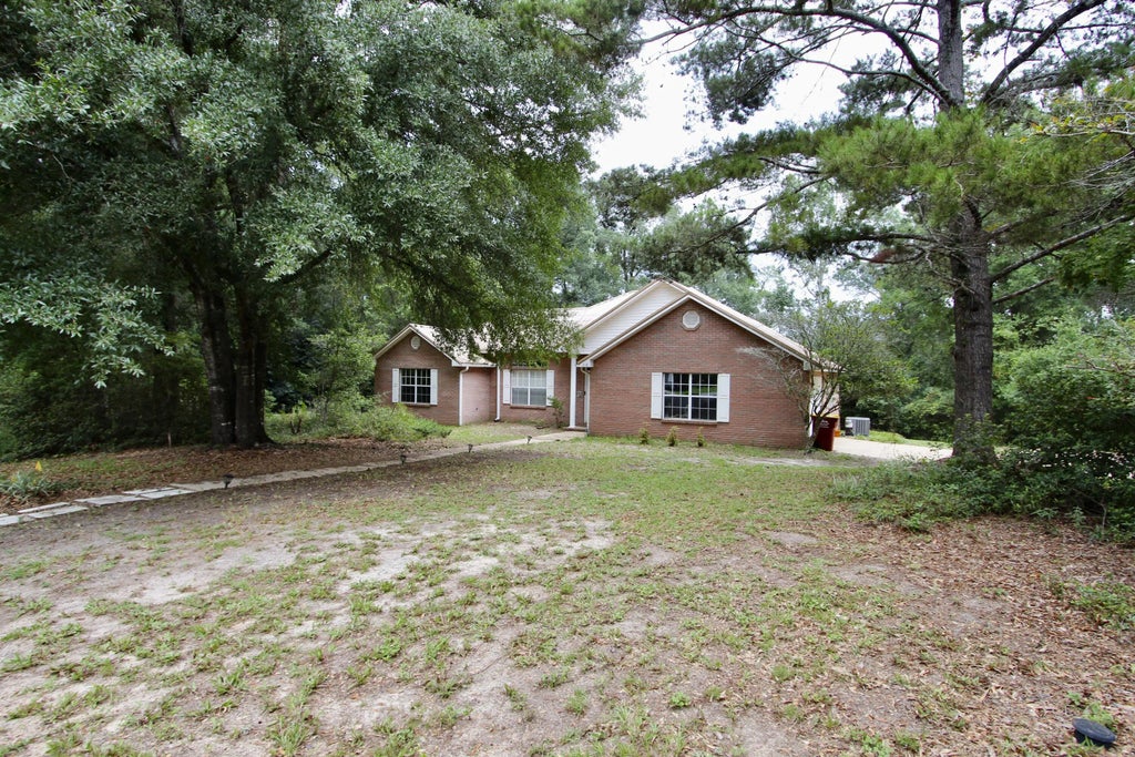 2 of 40 - 218 Golf Course Drive, Crestview, FL