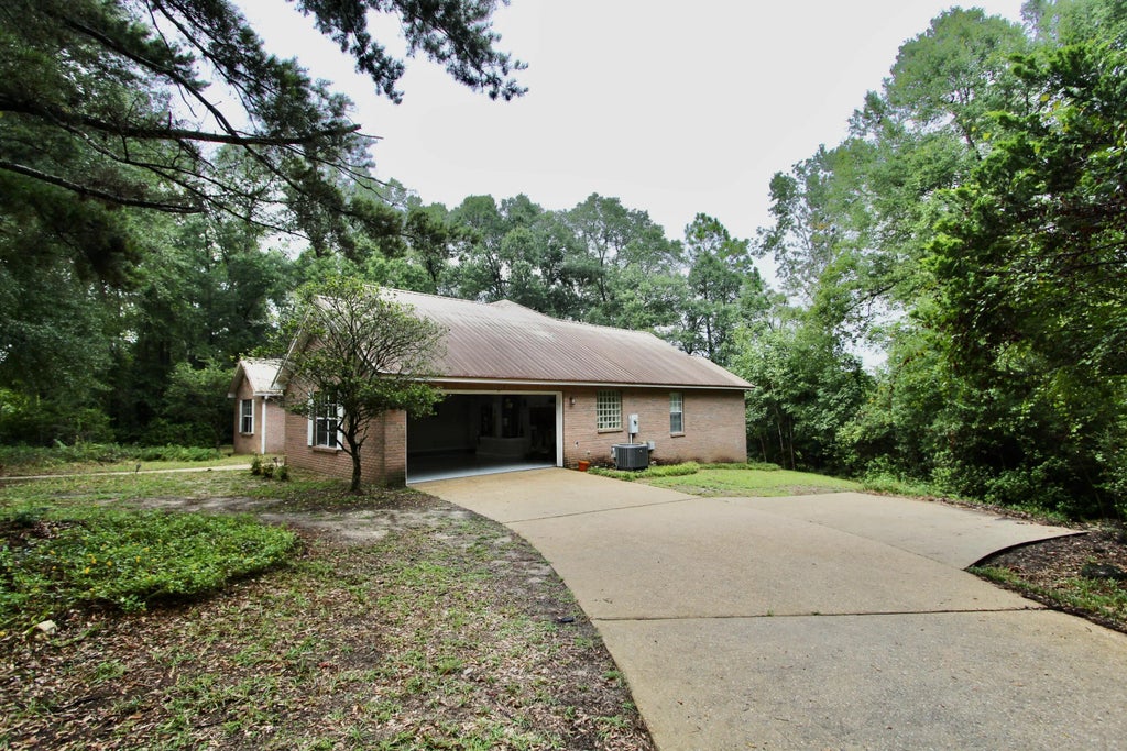5 of 40 - 218 Golf Course Drive, Crestview, FL