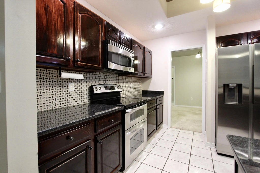 8 of 40 - 218 Golf Course Drive, Crestview, FL
