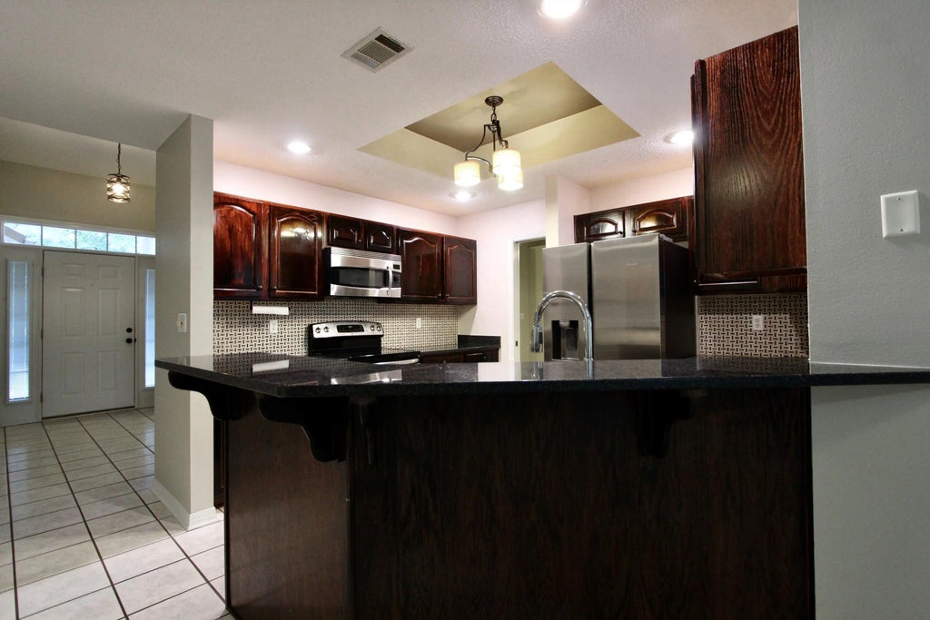 9 of 40 - 218 Golf Course Drive, Crestview, FL