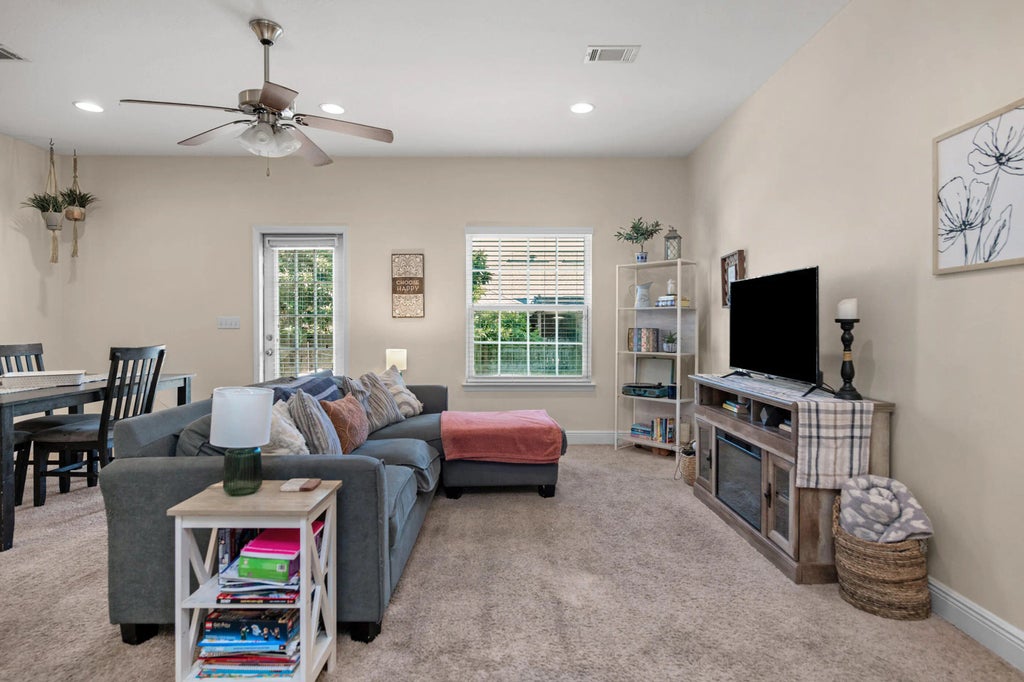 8 of 21 - 118 E Iron Horse Drive, Crestview, FL