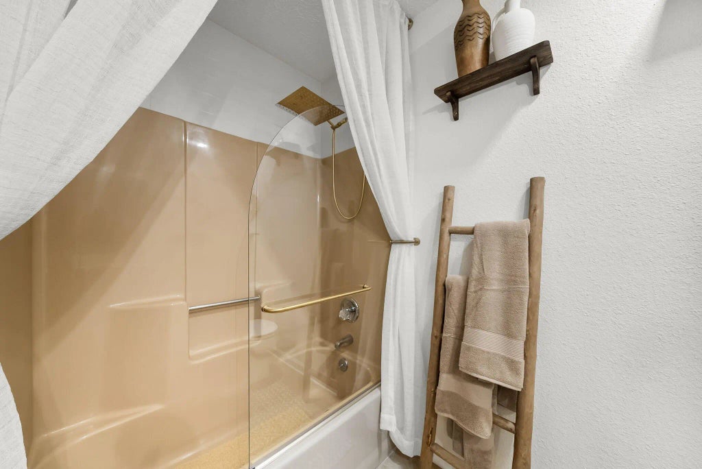 12 of 37 - 7401 Sunset Avenue, Panama City Beach, FL