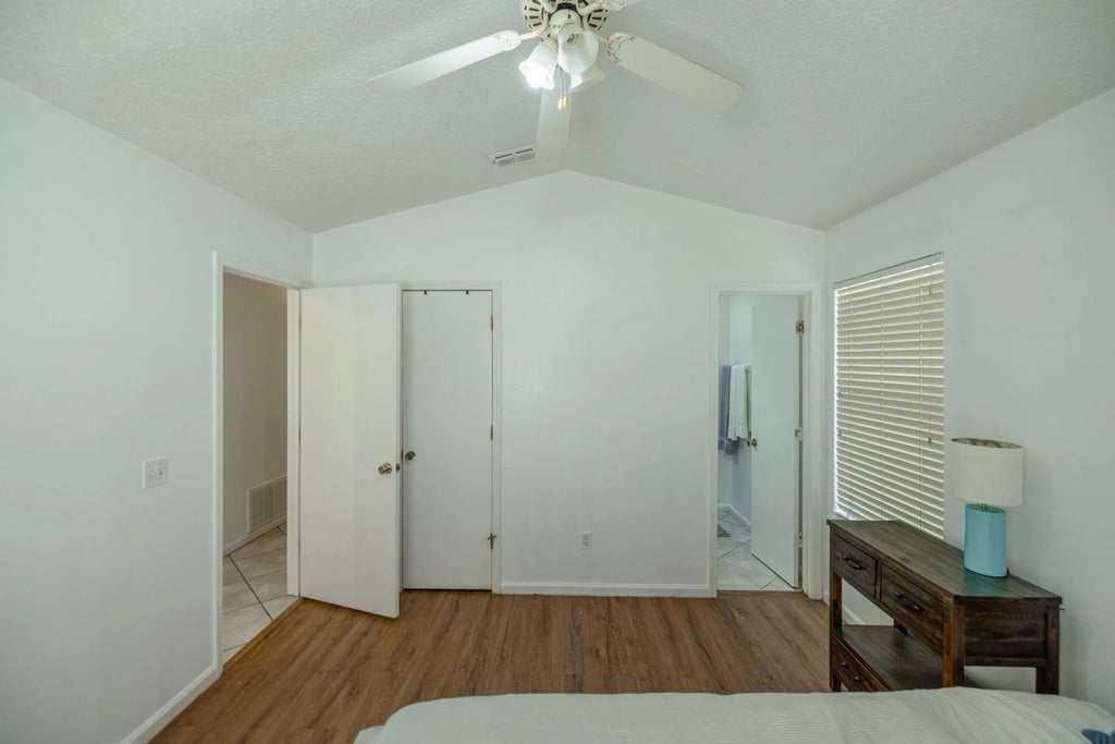 17 of 37 - 613 Dolphin Drive, Panama City Beach, FL