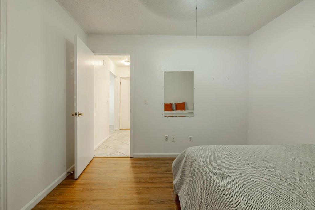 19 of 37 - 613 Dolphin Drive, Panama City Beach, FL