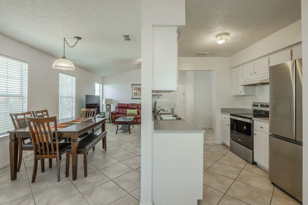 8 of 37 - 613 Dolphin Drive, Panama City Beach, FL