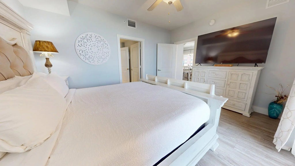 23 of 64 - 15928 Front Beach Road # 3-701, Panama City Beach, FL