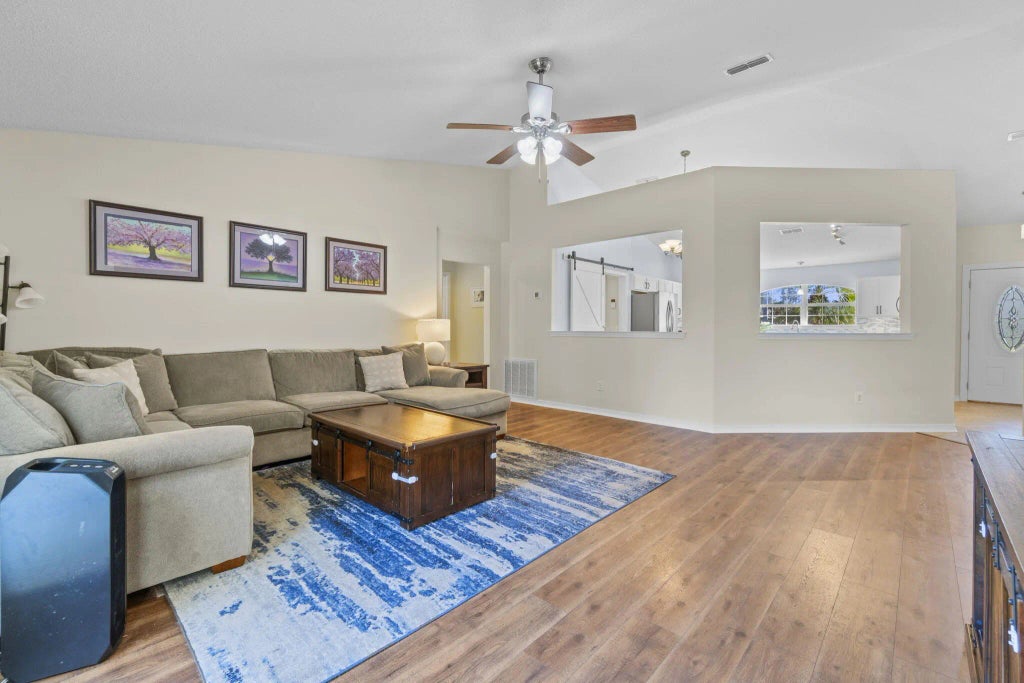 13 of 36 - 1951 Hawthorne Drive, Navarre, FL
