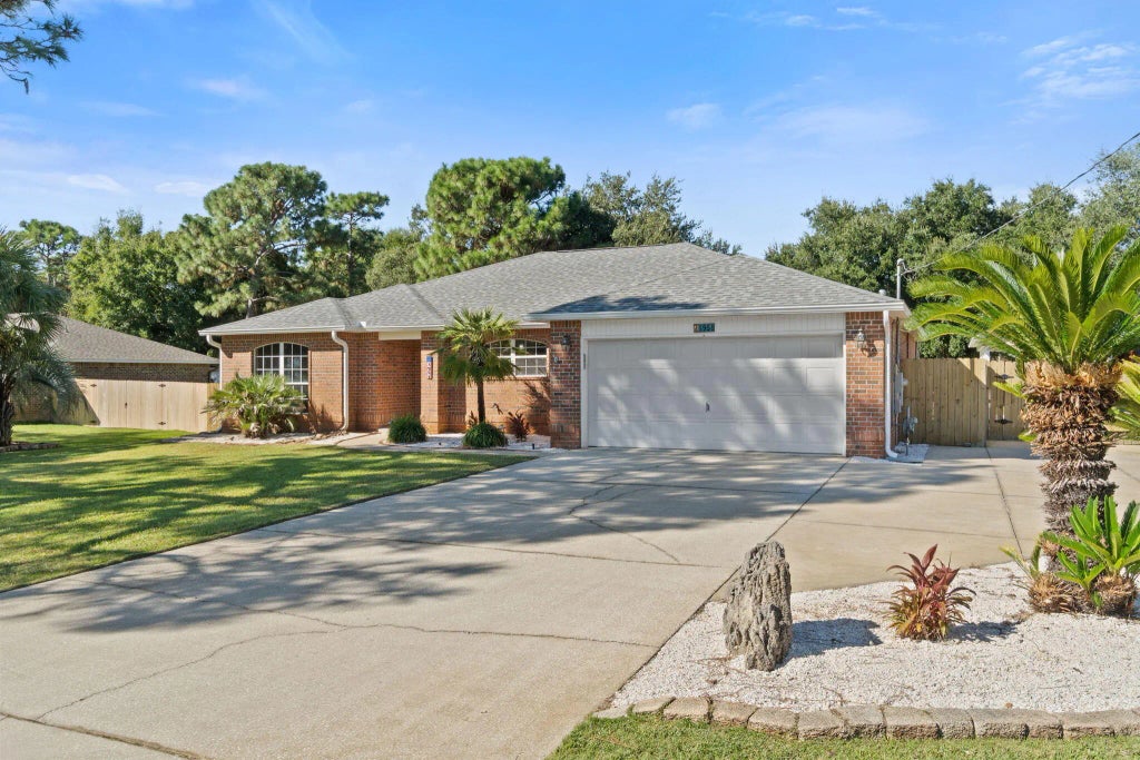 2 of 36 - 1951 Hawthorne Drive, Navarre, FL