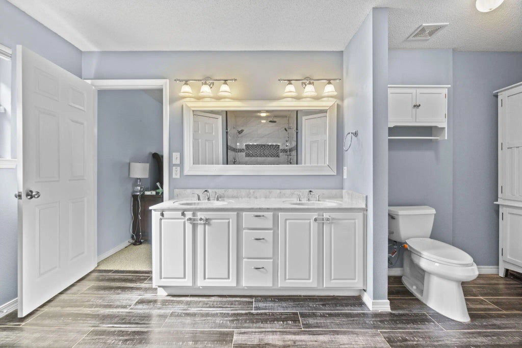 21 of 36 - 1951 Hawthorne Drive, Navarre, FL