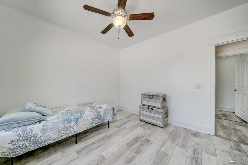 19 of 37 - 6813 S Lagoon Drive, Panama City Beach, FL