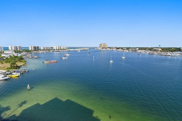 223 Durango Road 7d, Destin