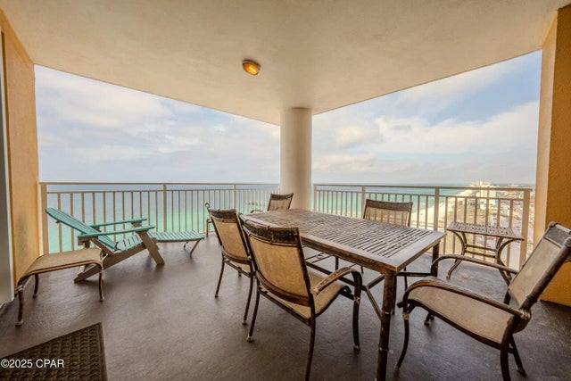 Photo of Listing #986006