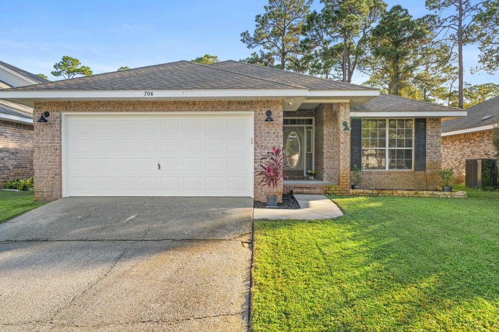 1 of 35 - 706 Marsh Harbor Drive, Mary Esther, FL