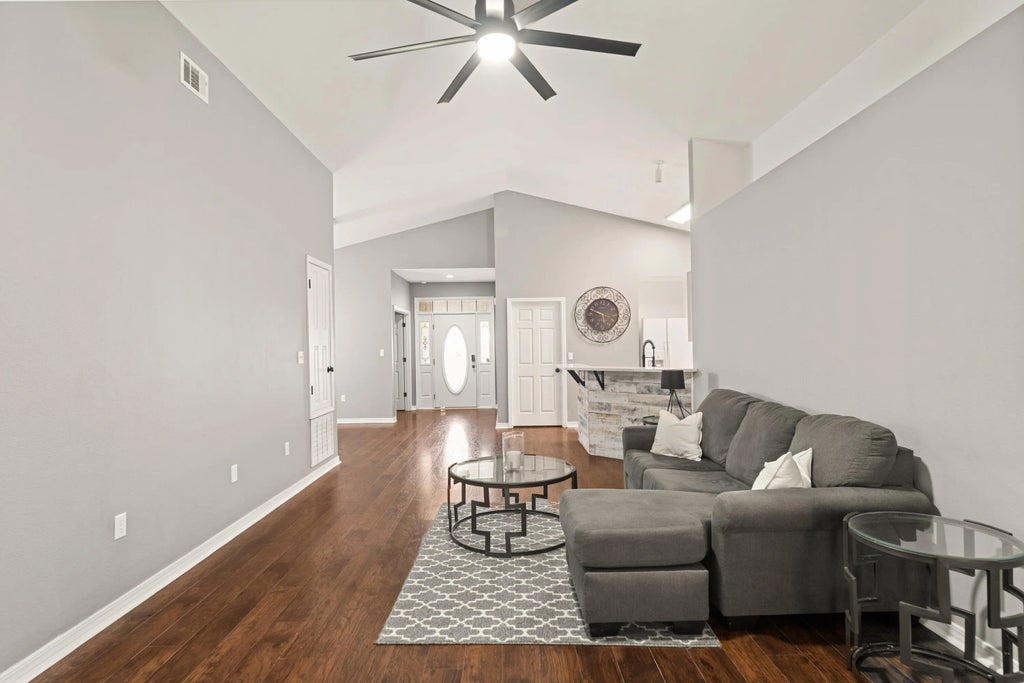 5 of 35 - 706 Marsh Harbor Drive, Mary Esther, FL