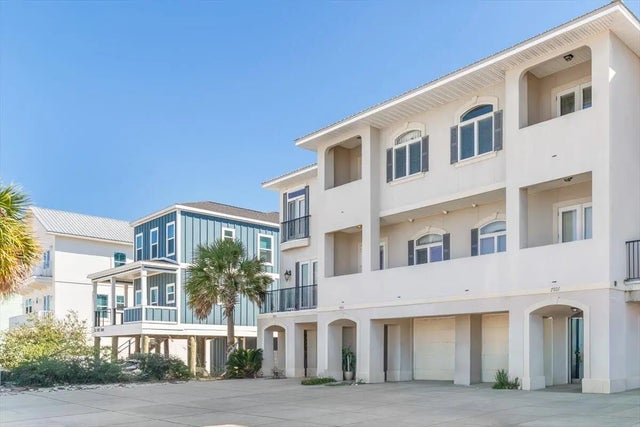 7923 Gulf Boulevard, Navarre