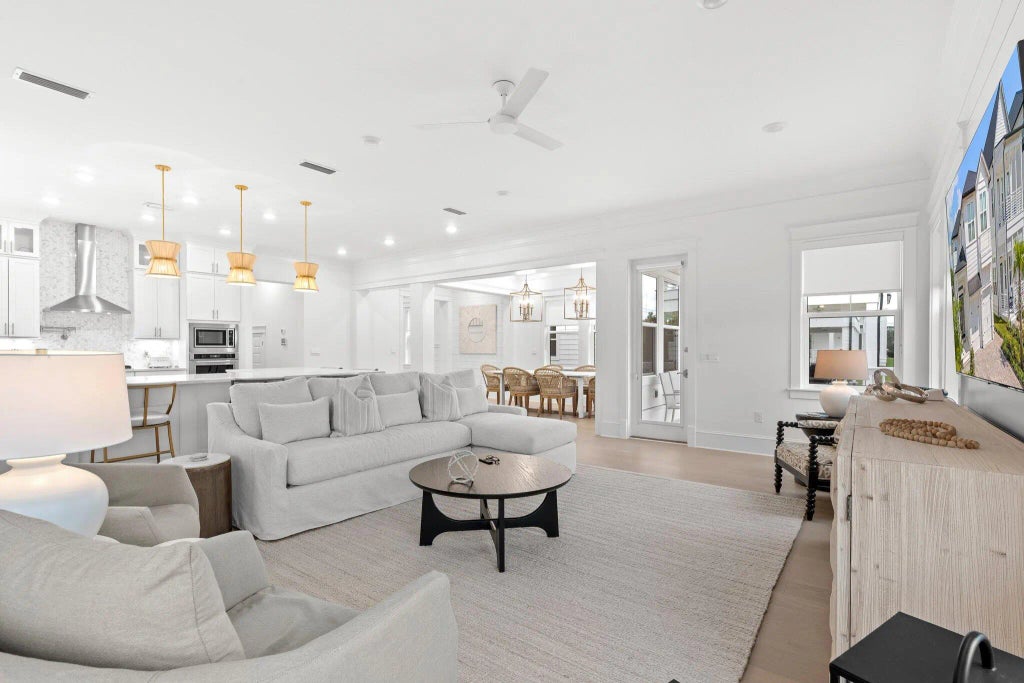 7 of 54 - 105 Seaboard Lane, Santa Rosa Beach, FL