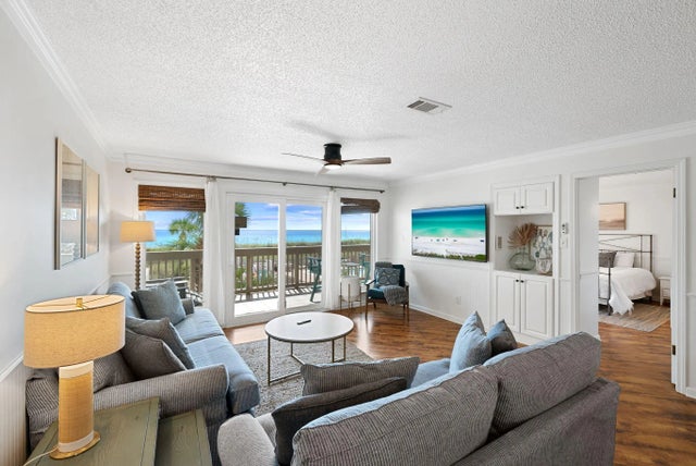 Photo of Listing #986419