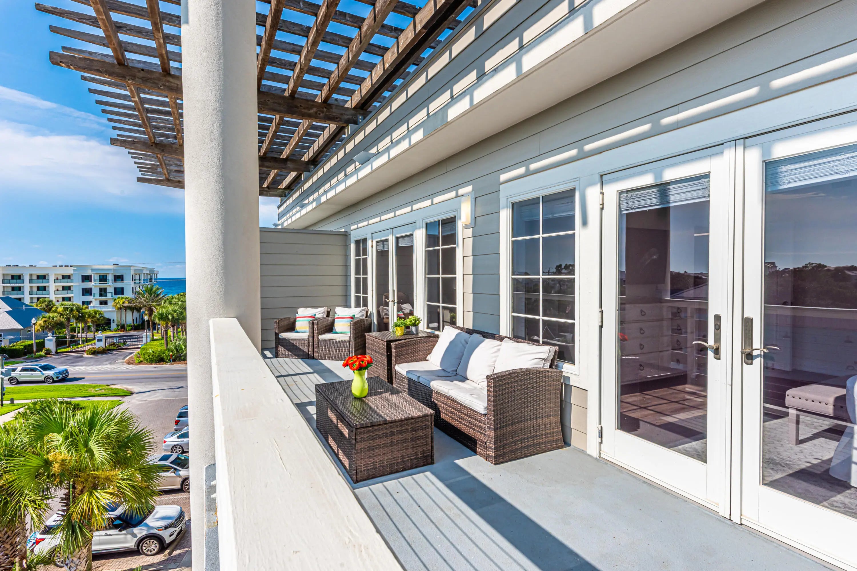 Photo of Listing #986478