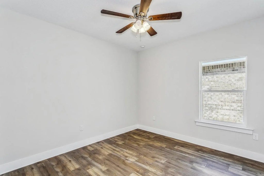 9 of 32 - 1504 27th Street, Niceville, FL