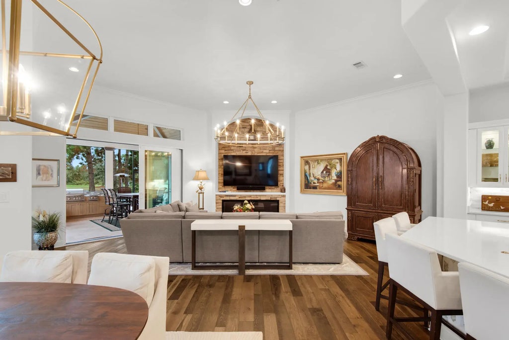 37 of 161 - 420 Commodore Point Road, Destin, FL