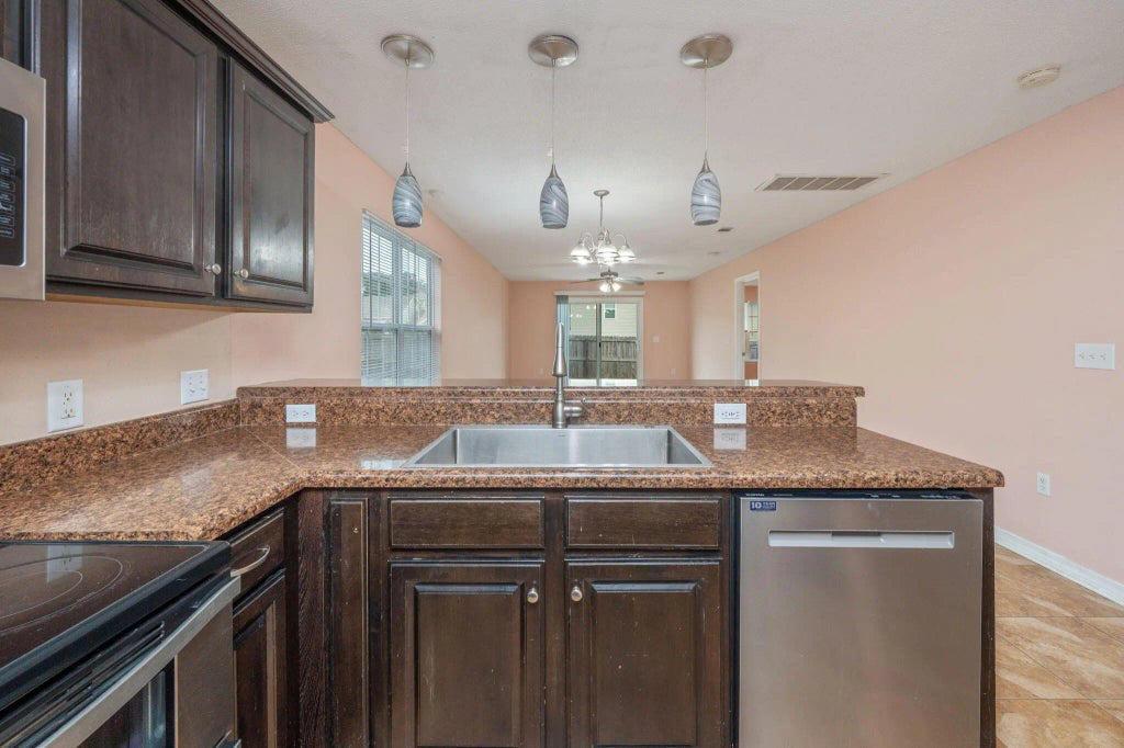 10 of 44 - 200 Wainwright Drive, Crestview, FL