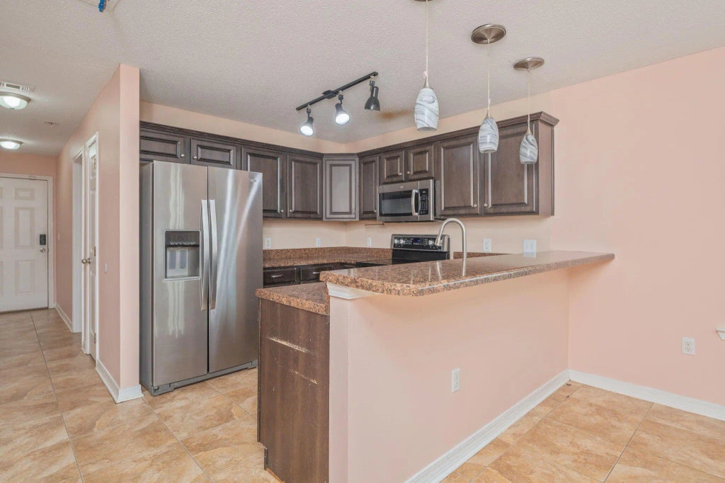 7 of 44 - 200 Wainwright Drive, Crestview, FL