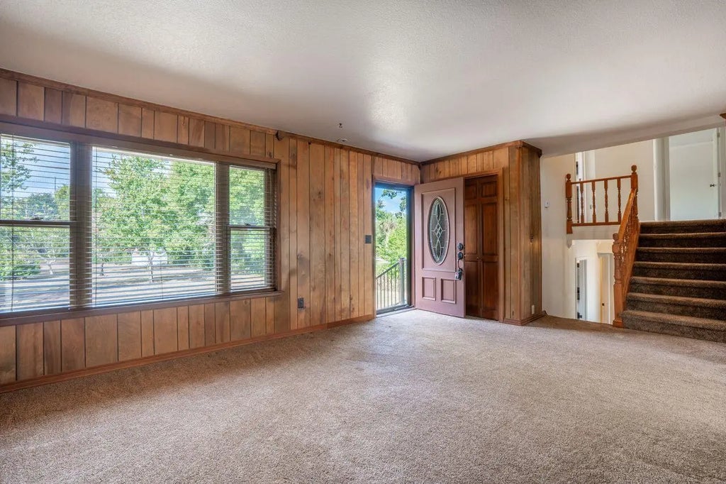 11 of 80 - 2595 W Highway 98, Mary Esther, FL