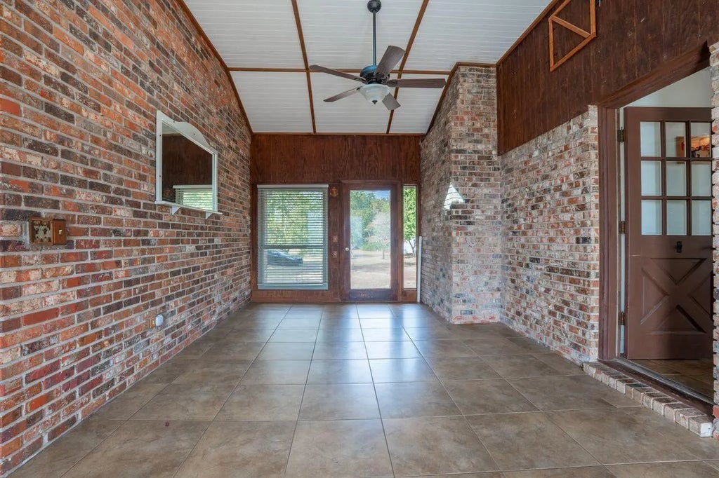 20 of 80 - 2595 W Highway 98, Mary Esther, FL