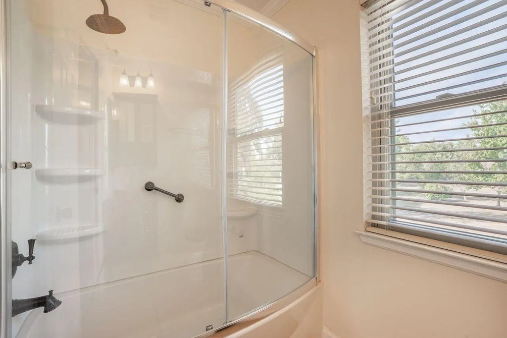 22 of 80 - 2595 W Highway 98, Mary Esther, FL