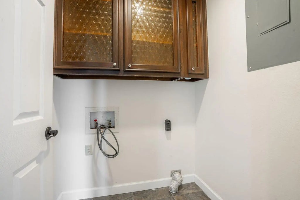 30 of 80 - 2595 W Highway 98, Mary Esther, FL