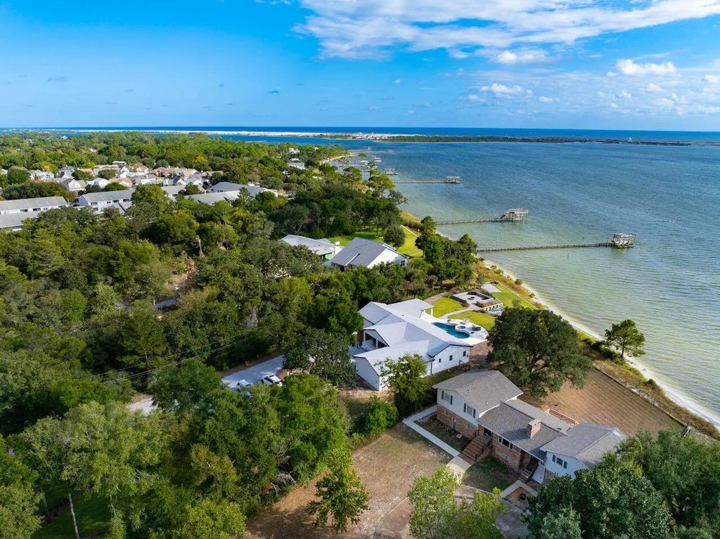 76 of 80 - 2595 W Highway 98, Mary Esther, FL