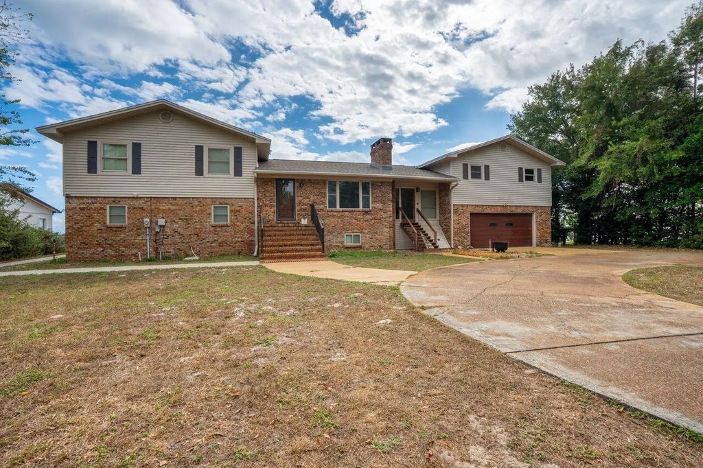 8 of 80 - 2595 W Highway 98, Mary Esther, FL