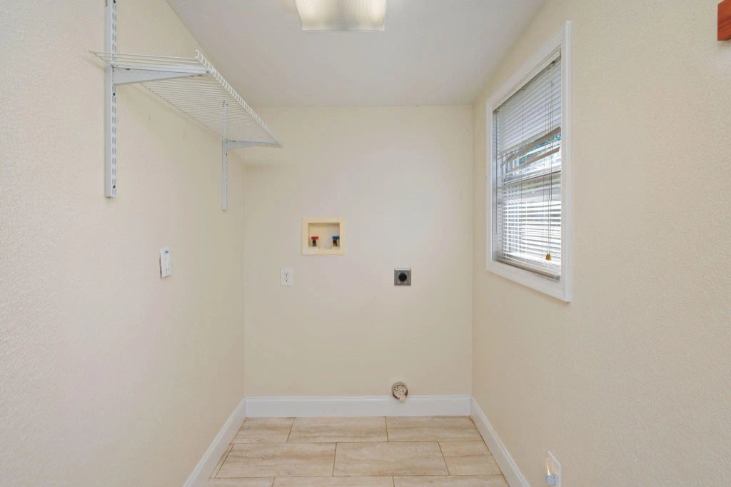 24 of 30 - 44 Nw Moriarty Street, Fort Walton Beach, FL
